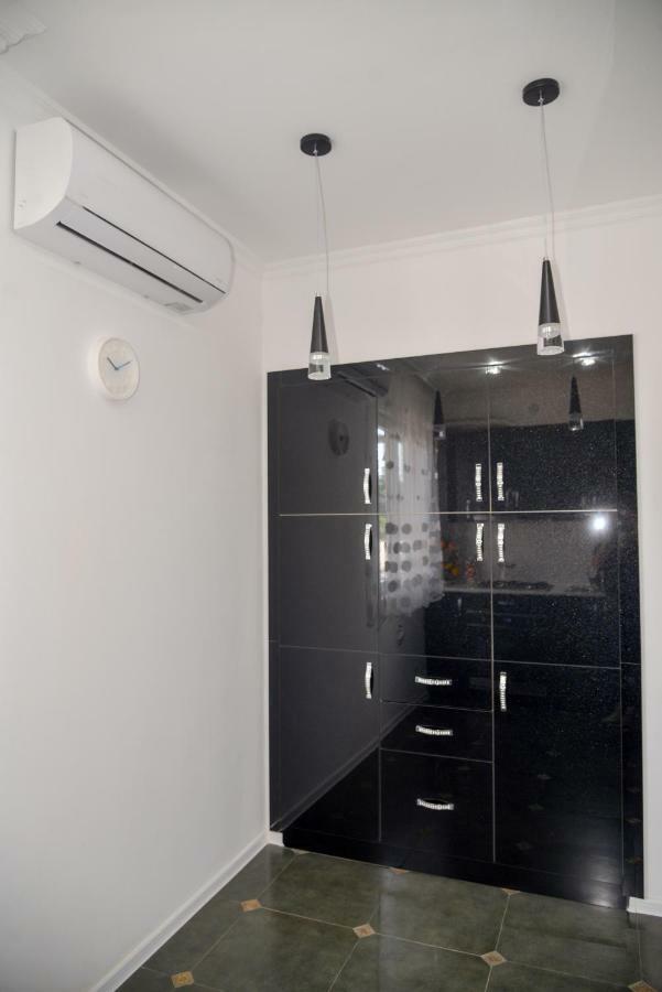 Anastasia Apartment Kutaisi Ngoại thất bức ảnh