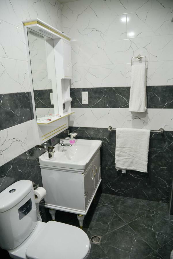 Anastasia Apartment Kutaisi Ngoại thất bức ảnh