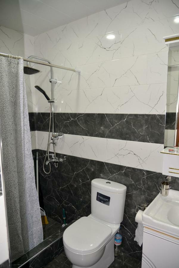 Anastasia Apartment Kutaisi Ngoại thất bức ảnh