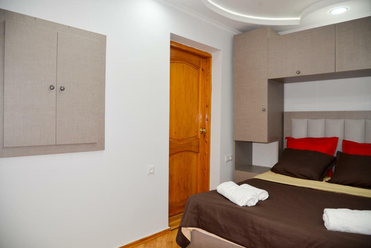 Anastasia Apartment Kutaisi Ngoại thất bức ảnh