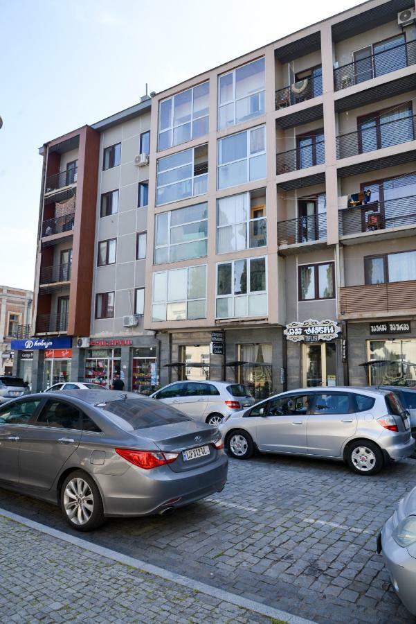 Anastasia Apartment Kutaisi Ngoại thất bức ảnh