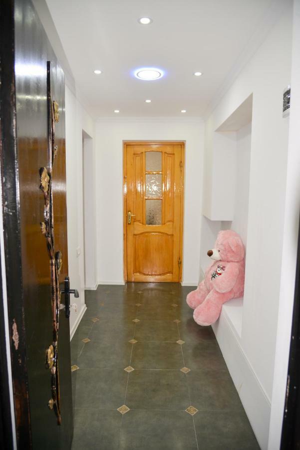 Anastasia Apartment Kutaisi Ngoại thất bức ảnh
