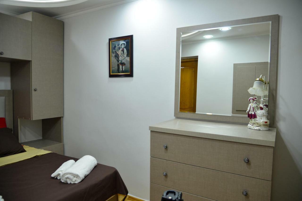 Anastasia Apartment Kutaisi Ngoại thất bức ảnh